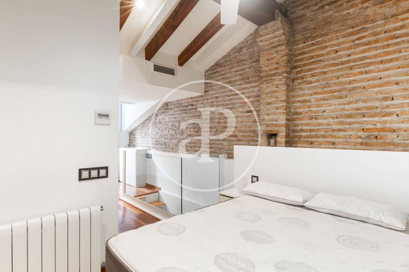 2 makuuhuone Huvila vuokrattavana paikassa Valencia kaupunki - 2 200 € (Ref: 8726724)