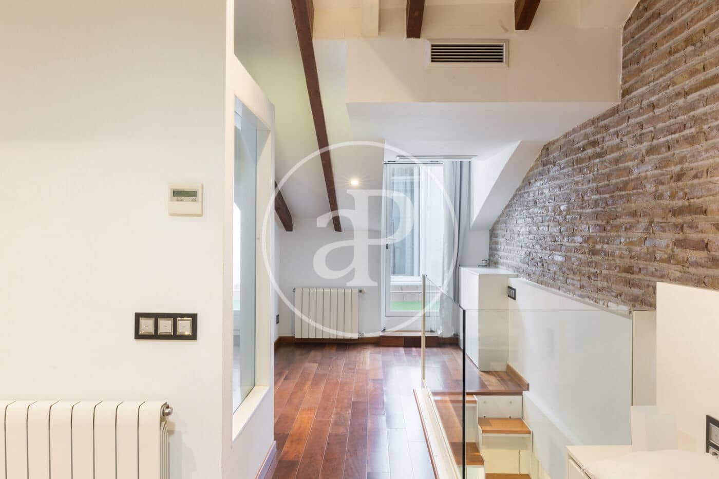 2 makuuhuone Huvila vuokrattavana paikassa Valencia kaupunki - 2 200 € (Ref: 8726724)