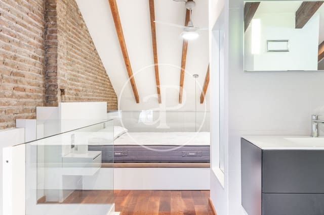 2 makuuhuone Huvila vuokrattavana paikassa Cabanyal-Canyamelar, Valencia kaupunki - 2 200 € (Ref: 8726724)