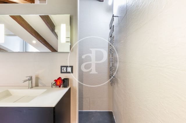 2 makuuhuone Huvila vuokrattavana paikassa Cabanyal-Canyamelar, Valencia kaupunki - 2 200 € (Ref: 8726724)