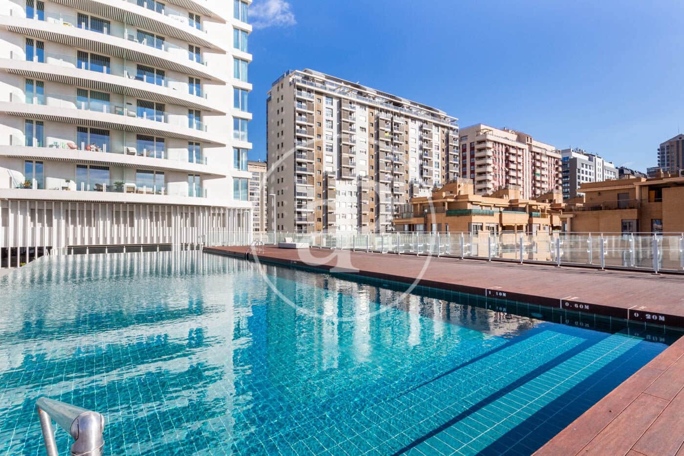 2 sypialnia Apartament do wynajęcia w Miasto Walencja z basenem - 2 900 € (Ref: 8726734)