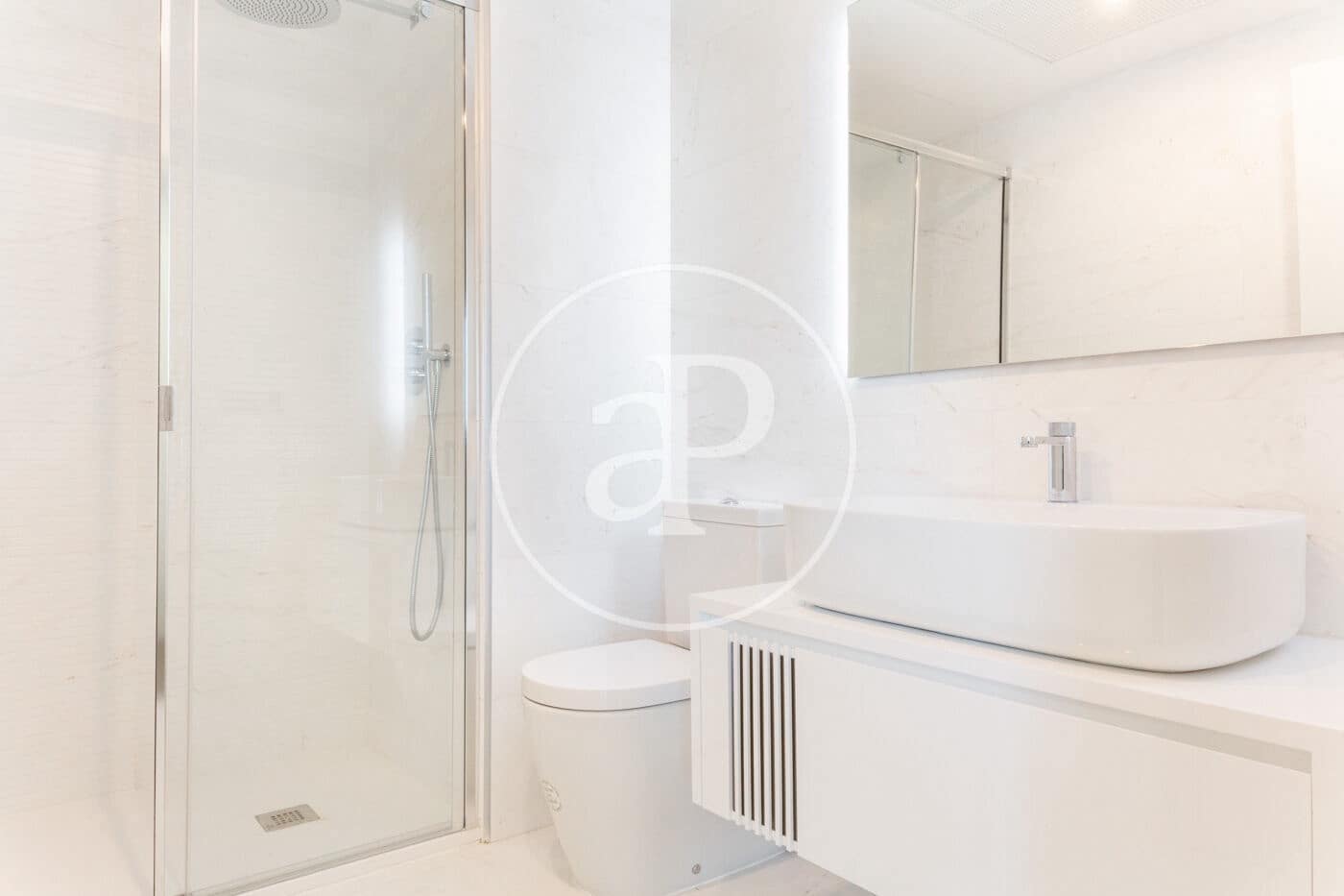 2 sypialnia Apartament do wynajęcia w Miasto Walencja z basenem - 2 900 € (Ref: 8726734)