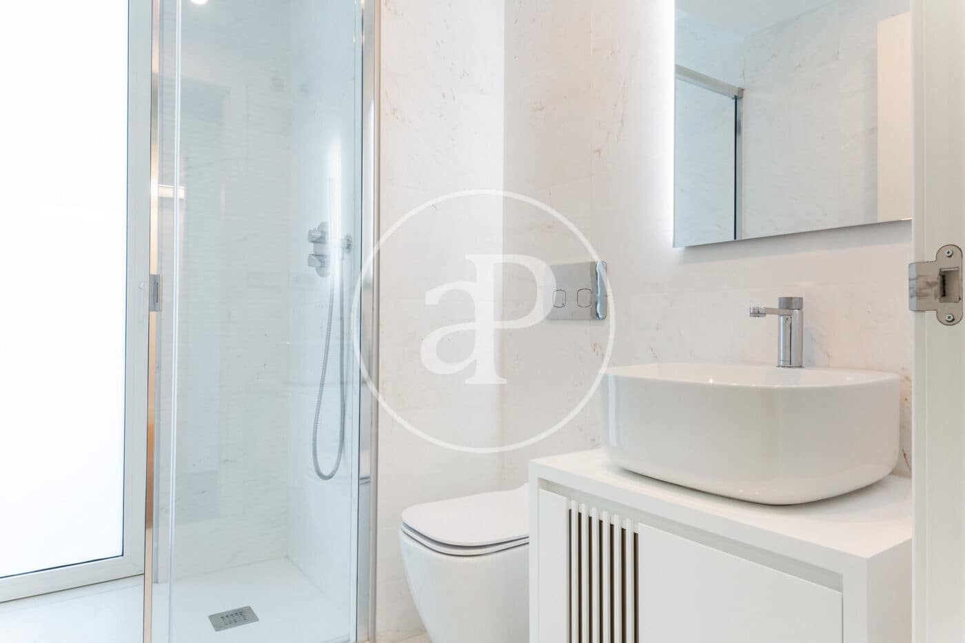 2 sypialnia Apartament do wynajęcia w Miasto Walencja z basenem - 2 900 € (Ref: 8726734)