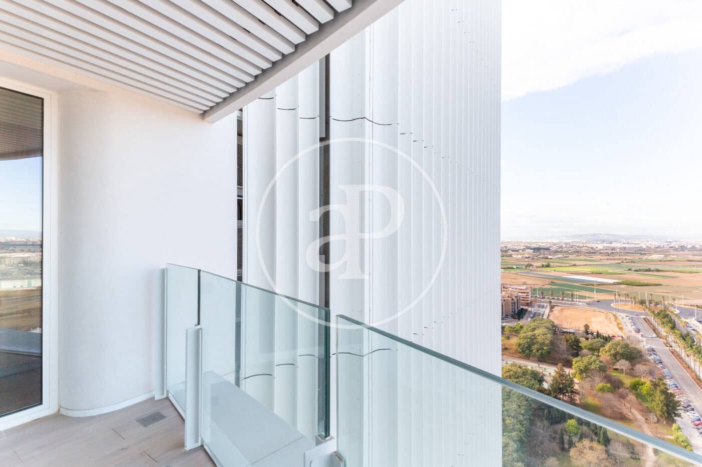 2 sypialnia Apartament do wynajęcia w Miasto Walencja z basenem - 2 900 € (Ref: 8726734)