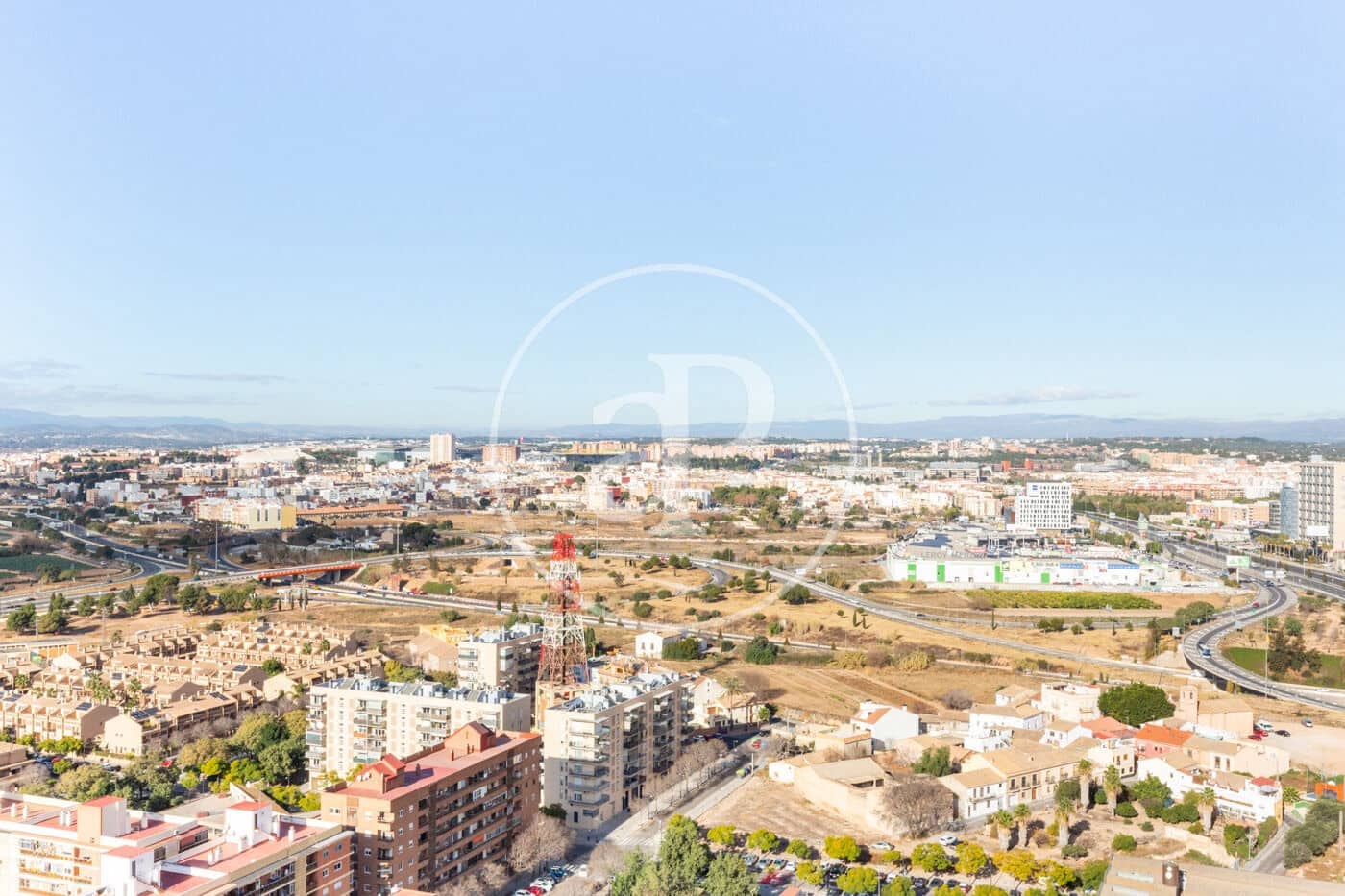 2 sypialnia Apartament do wynajęcia w Miasto Walencja z basenem - 2 900 € (Ref: 8726734)