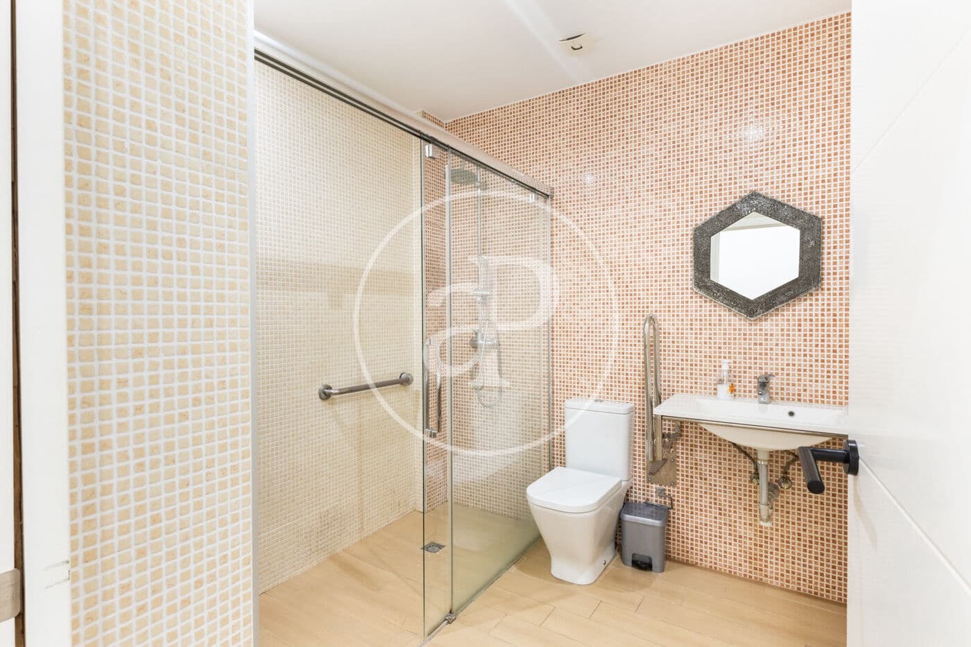 4 makuuhuone Huoneisto vuokrattavana paikassa Valencia kaupunki - 4 000 € (Ref: 8726761)