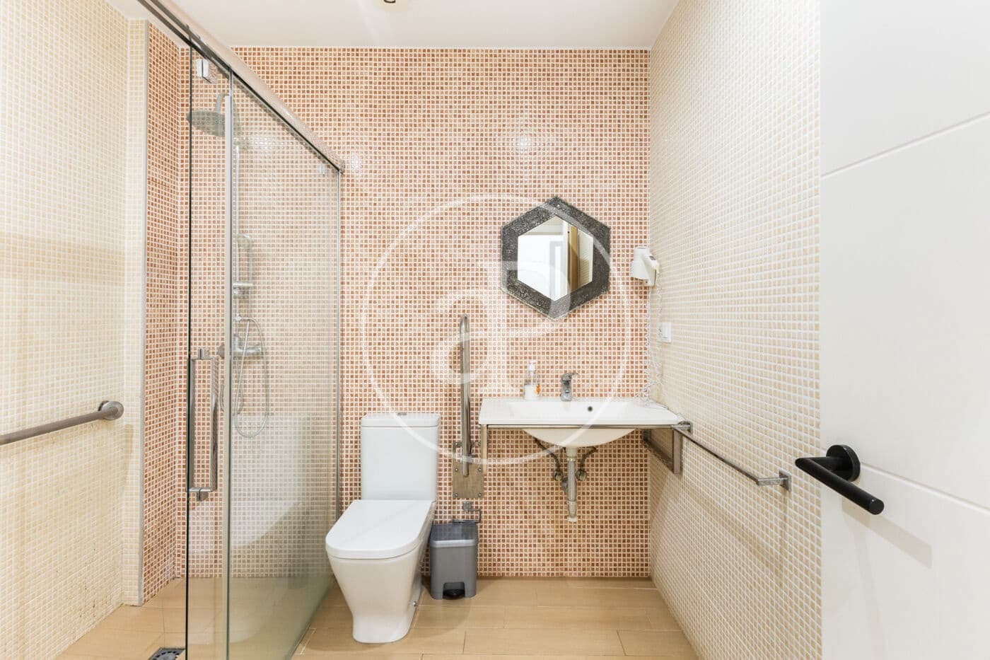 4 makuuhuone Huoneisto vuokrattavana paikassa Valencia kaupunki - 4 000 € (Ref: 8726761)