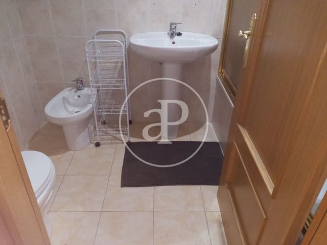 2 sypialnia Apartament do wynajęcia w Ciutat de les Arts i de les Ciencies, Miasto Walencja z garażem - 1 400 € (Ref: 8726767)