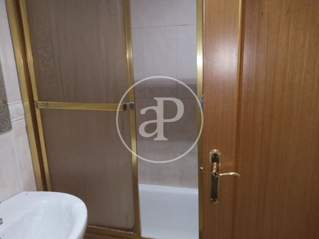 2 sypialnia Apartament do wynajęcia w Ciutat de les Arts i de les Ciencies, Miasto Walencja z garażem - 1 400 € (Ref: 8726767)
