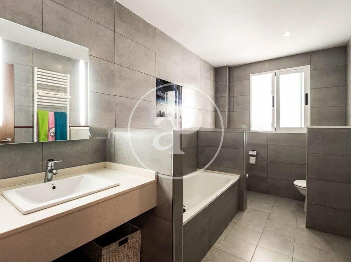 4 soveværelse Lejlighed til leje i Betera med swimmingpool - € 3.900 (Ref: 8726769)