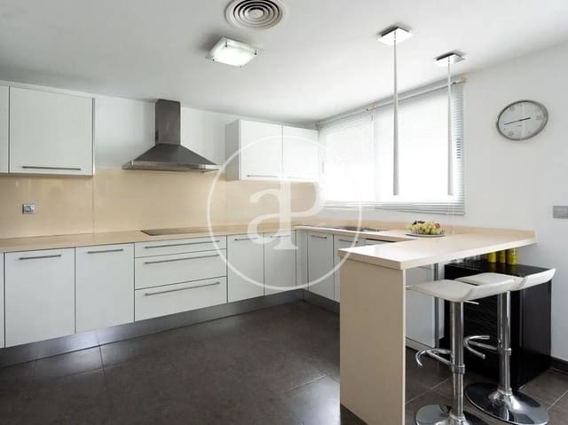 4 makuuhuone Huoneisto vuokrattavana paikassa Bétera mukana uima-altaan - 3 900 € (Ref: 8726769)