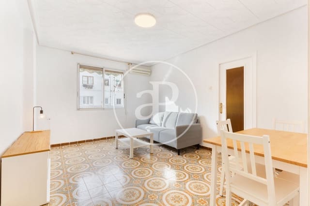 3 slaapkamer Appartement te huur in Nou Moles, Valencia stad - € 1.350 (Ref: 8726782)