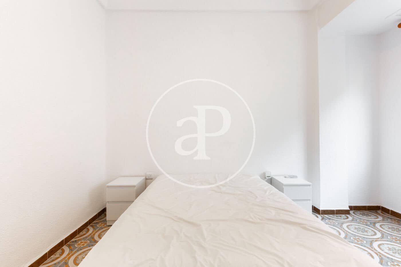 3 slaapkamer Appartement te huur in Valencia stad - € 1.350 (Ref: 8726782)