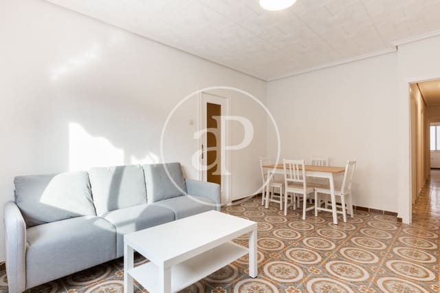 3 slaapkamer Appartement te huur in Nou Moles, Valencia stad - € 1.350 (Ref: 8726782)