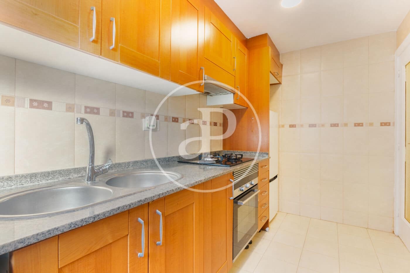 3 slaapkamer Appartement te huur in Valencia stad - € 1.350 (Ref: 8726782)