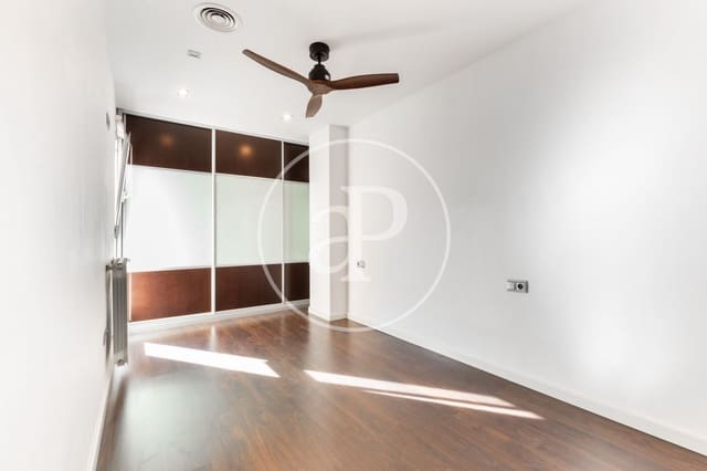 2 soverom Leilighet til leie i Arrancapins, Valencia by - € 1 700 (Ref: 8726783)