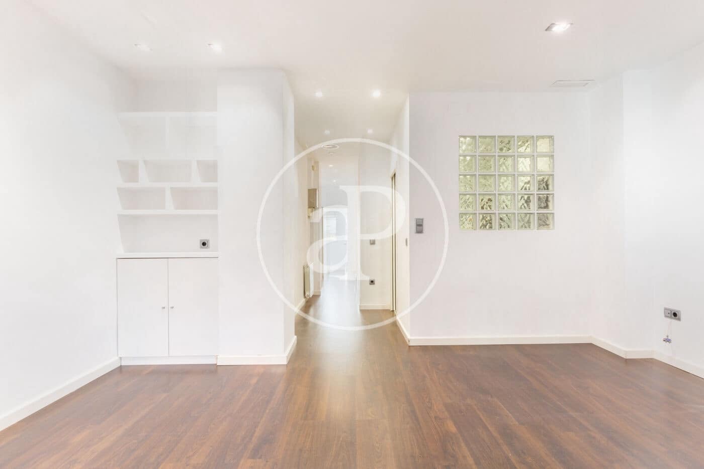 2 soverom Leilighet til leie i Valencia by - € 1 700 (Ref: 8726783)