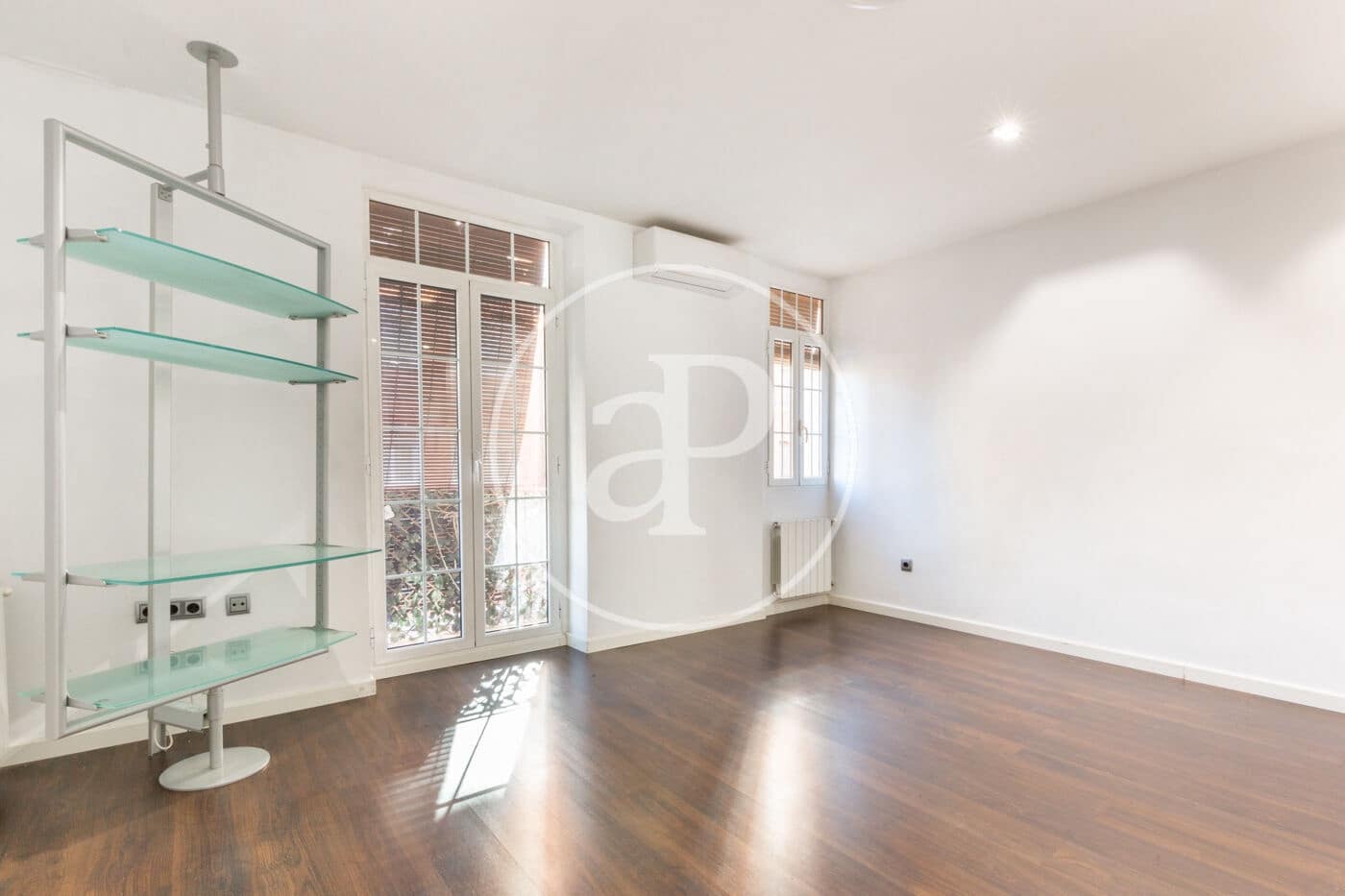 2 soverom Leilighet til leie i Valencia by - € 1 700 (Ref: 8726783)