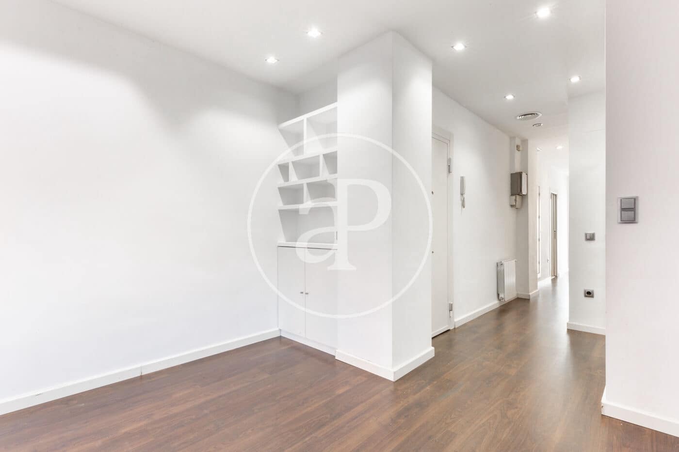 2 soverom Leilighet til leie i Valencia by - € 1 700 (Ref: 8726783)