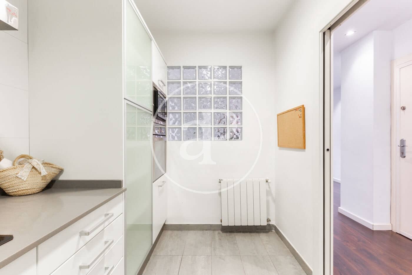 2 soverom Leilighet til leie i Valencia by - € 1 700 (Ref: 8726783)