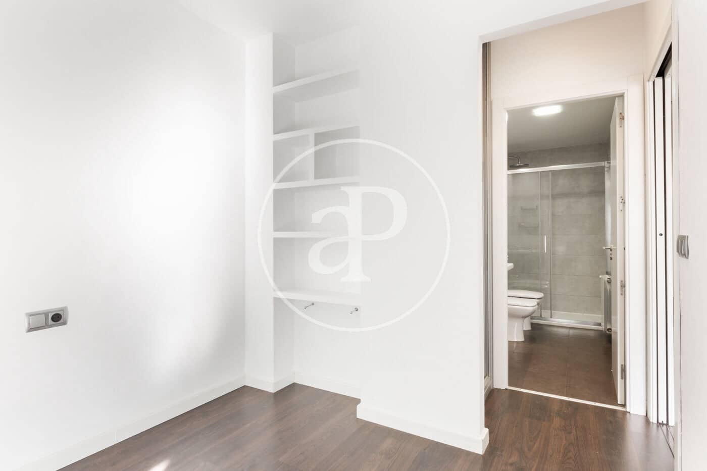 2 soverom Leilighet til leie i Valencia by - € 1 700 (Ref: 8726783)