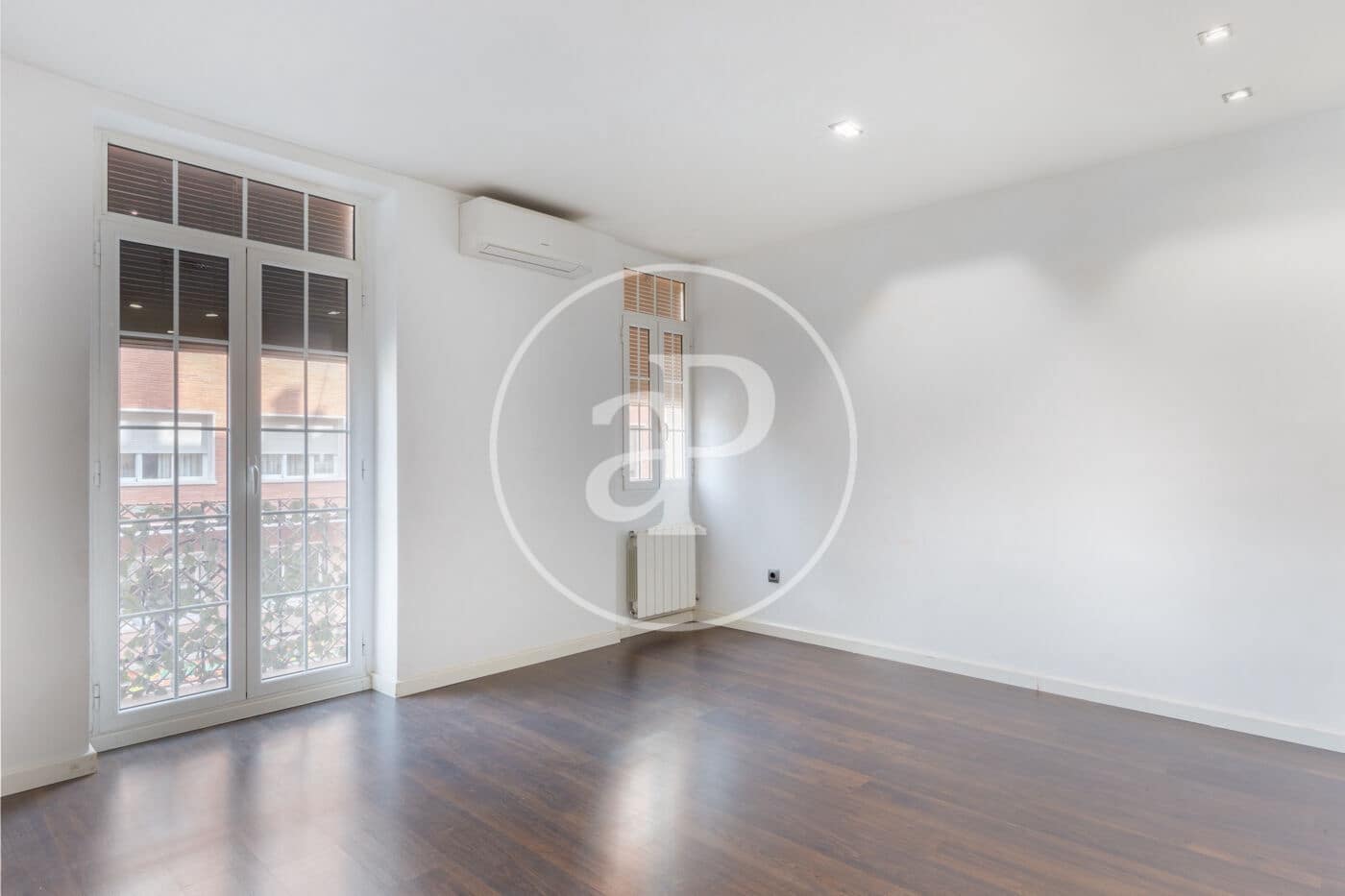 2 bedroom Apartment for rent in Valencia city - € 1,600 (Ref: 8726783)