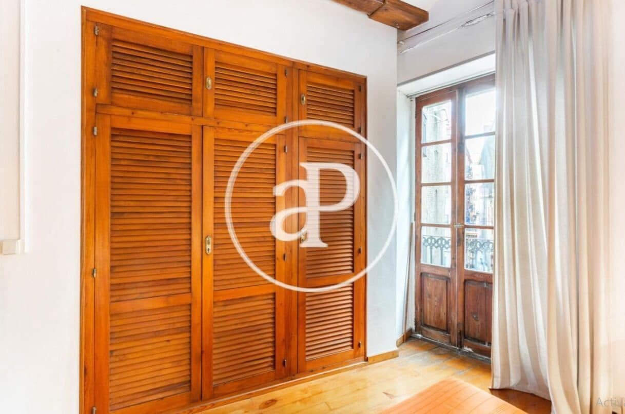 1 sypialnia Apartament do wynajęcia w Miasto Walencja - 1 200 € (Ref: 8726792)