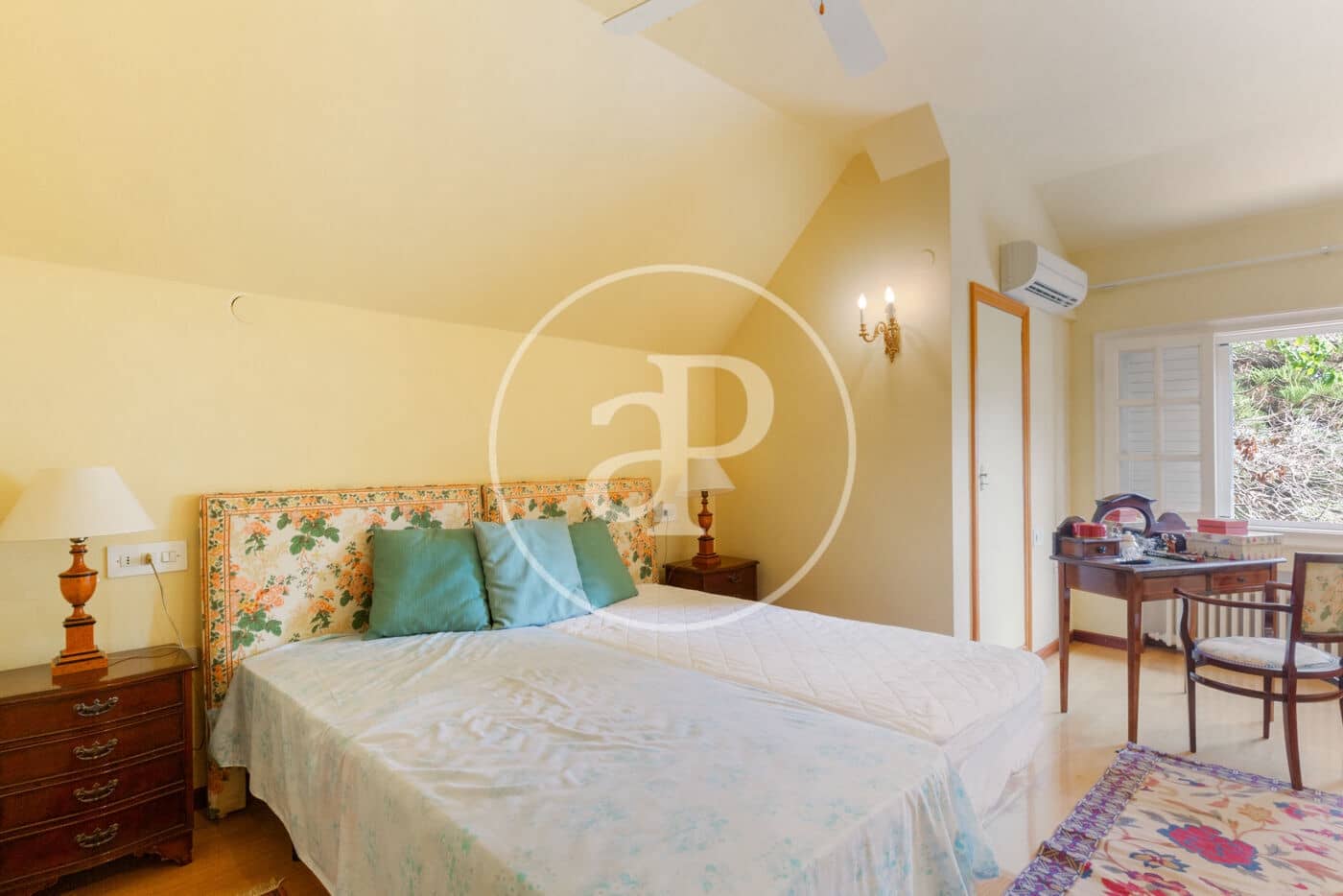 5 slaapkamer Appartement te huur in Betera met zwembad garage - € 3.500 (Ref: 8726803)