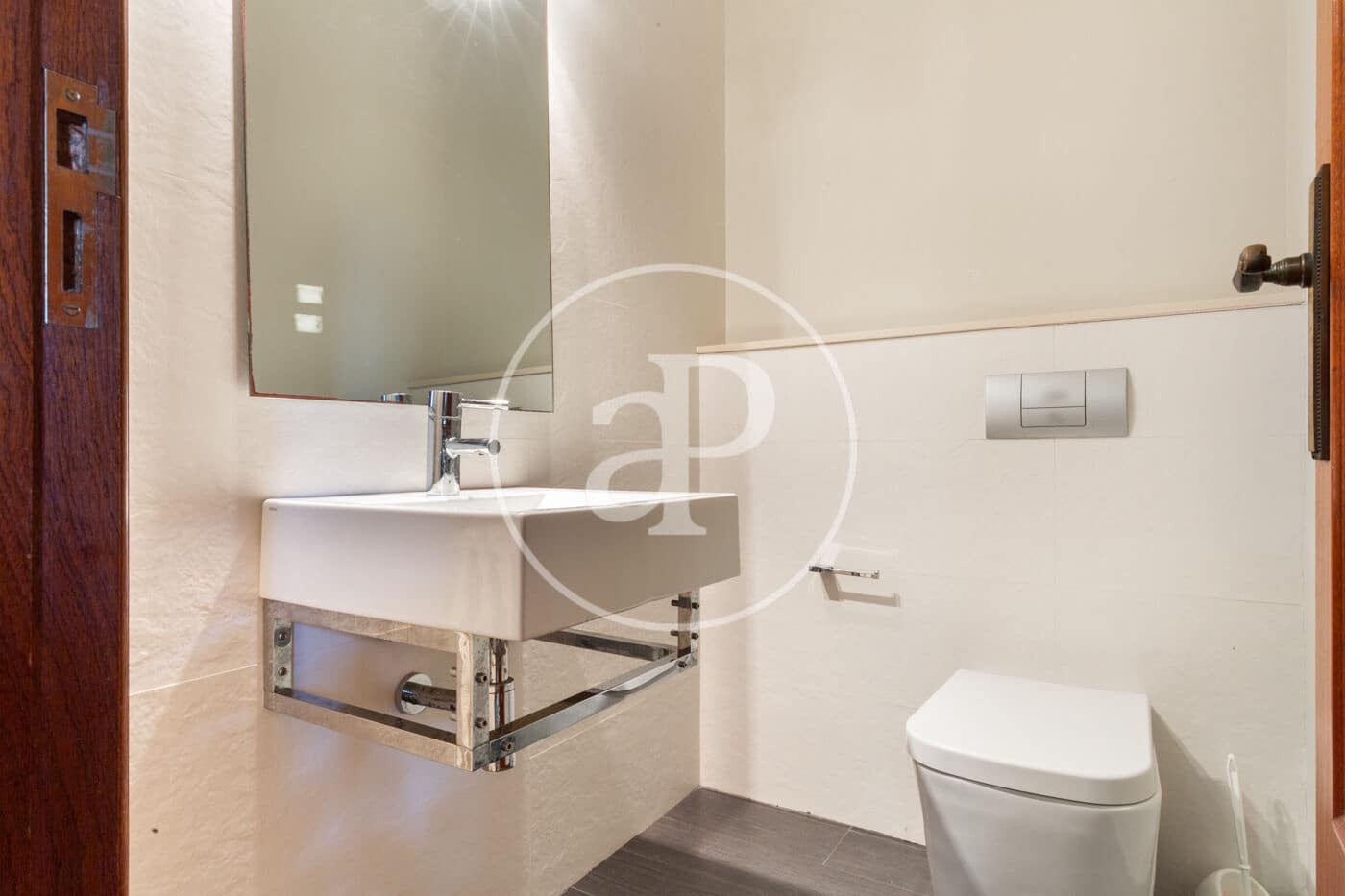 5 slaapkamer Appartement te huur in Betera met zwembad garage - € 3.500 (Ref: 8726803)