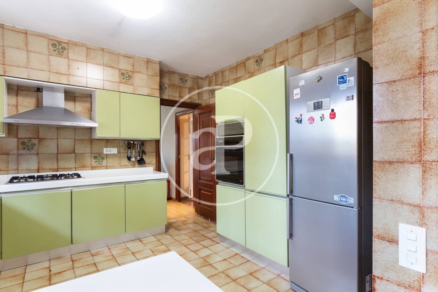 5 slaapkamer Appartement te huur in Betera met zwembad garage - € 3.500 (Ref: 8726803)