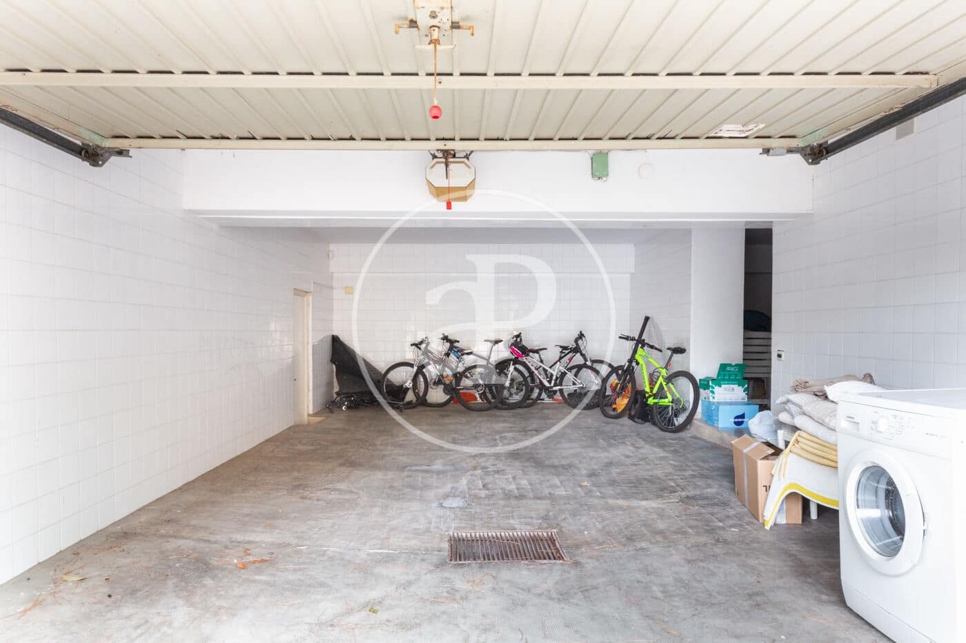 5 slaapkamer Appartement te huur in Betera met zwembad garage - € 3.500 (Ref: 8726803)