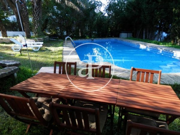 4 soveværelse Villa til leje i Javea / Xabia med swimmingpool - € 2.700 (Ref: 8726805)