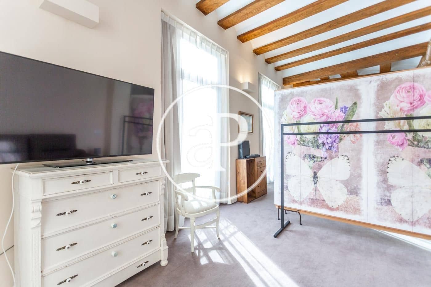 2 makuuhuone Huoneisto vuokrattavana paikassa Valencia kaupunki - 1 900 € (Ref: 8726816)
