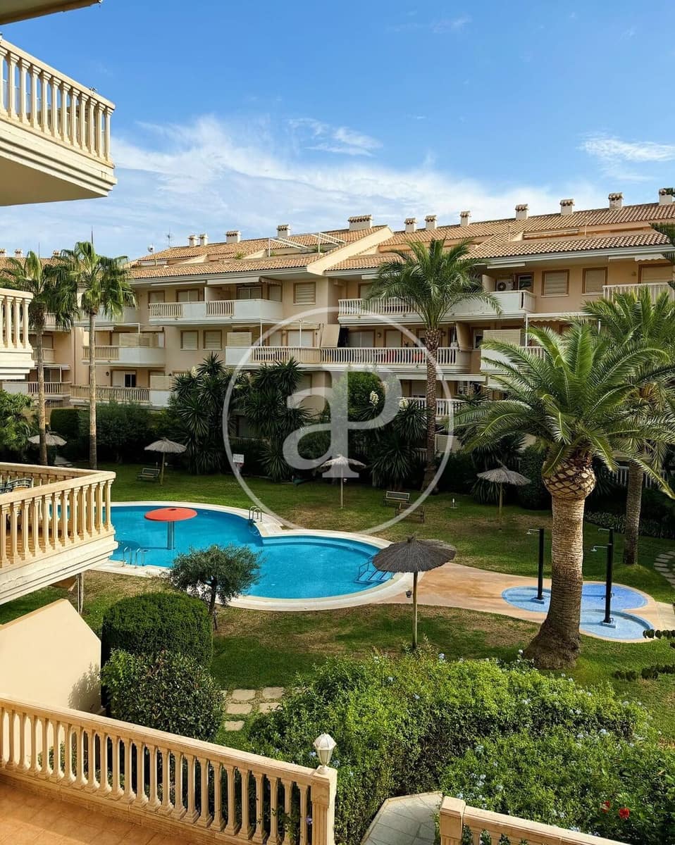 Apartamento de 2 habitaciones en Javea / Xàbia en alquiler con piscina - 1.250 € (Ref: 8726821)