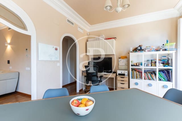 4 sypialnia Apartament do wynajęcia w El Carme, Miasto Walencja - 4 300 € (Ref: 8726843)