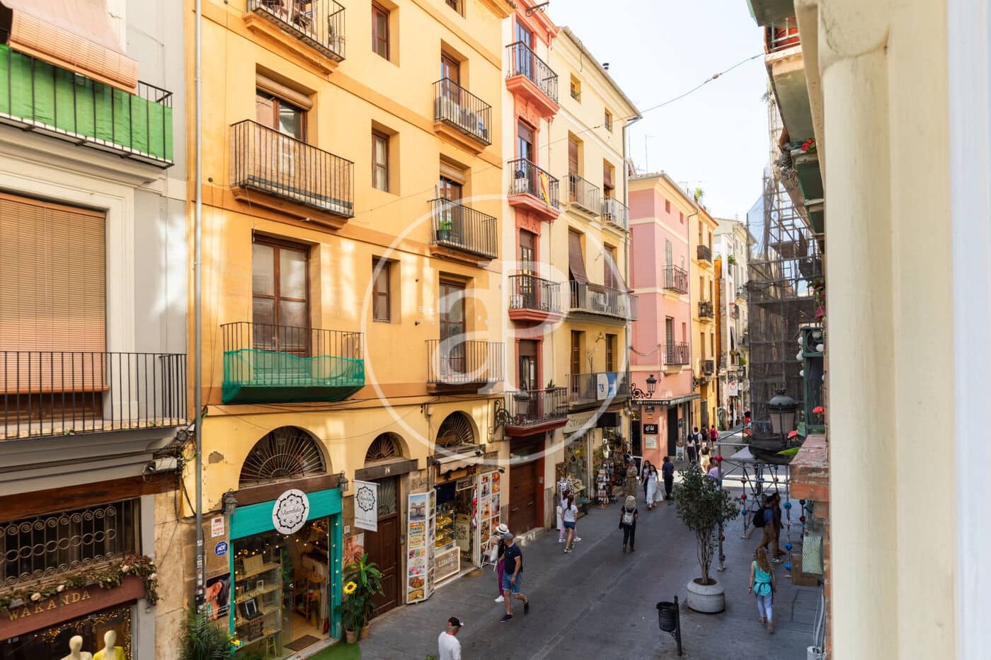 4 sovrum Lägenhet att hyra i Valencia stad - 4 300 € (Ref: 8726843)