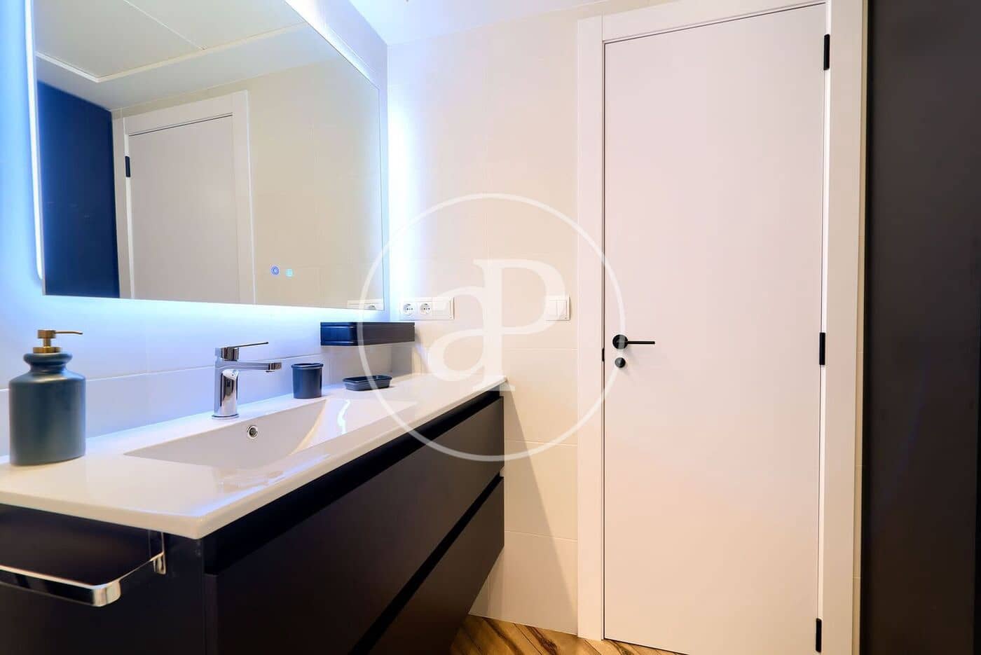 2 camera da letto Appartamento da affittare in Valencia citta con piscina - 2.200 € (Rif: 8726844)