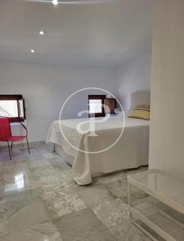2 sovrum Lägenhet att hyra i Cami Fondo, Valencia stad - 1 700 € (Ref: 8726868)