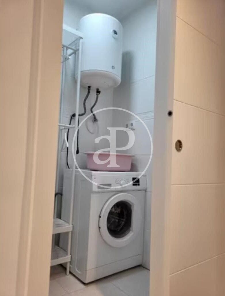 2 soveværelse Lejlighed til leje i Valencia by - € 1.700 (Ref: 8726868)