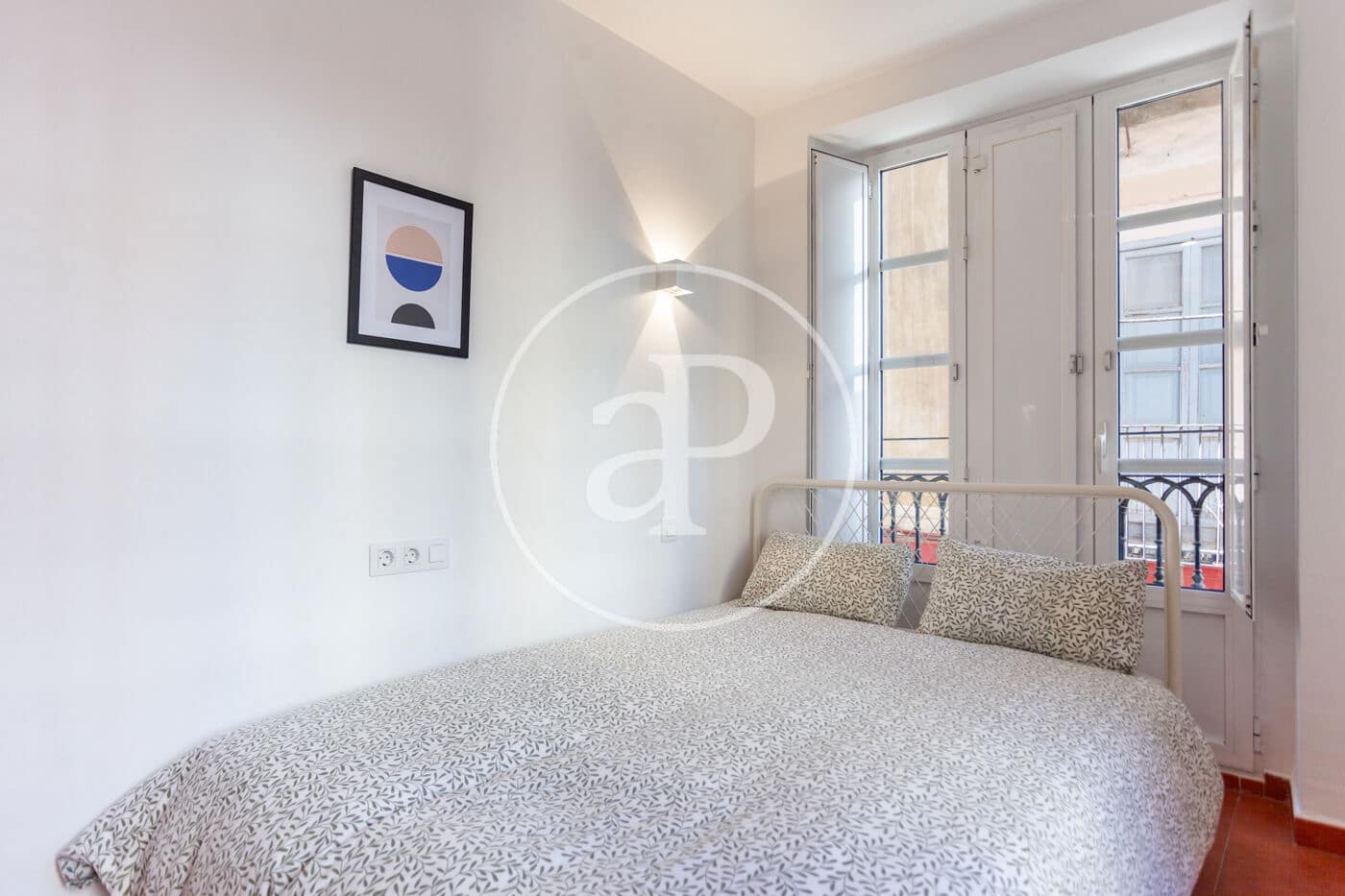 2 soverom Leilighet til leie i Valencia by - € 1 400 (Ref: 8738747)