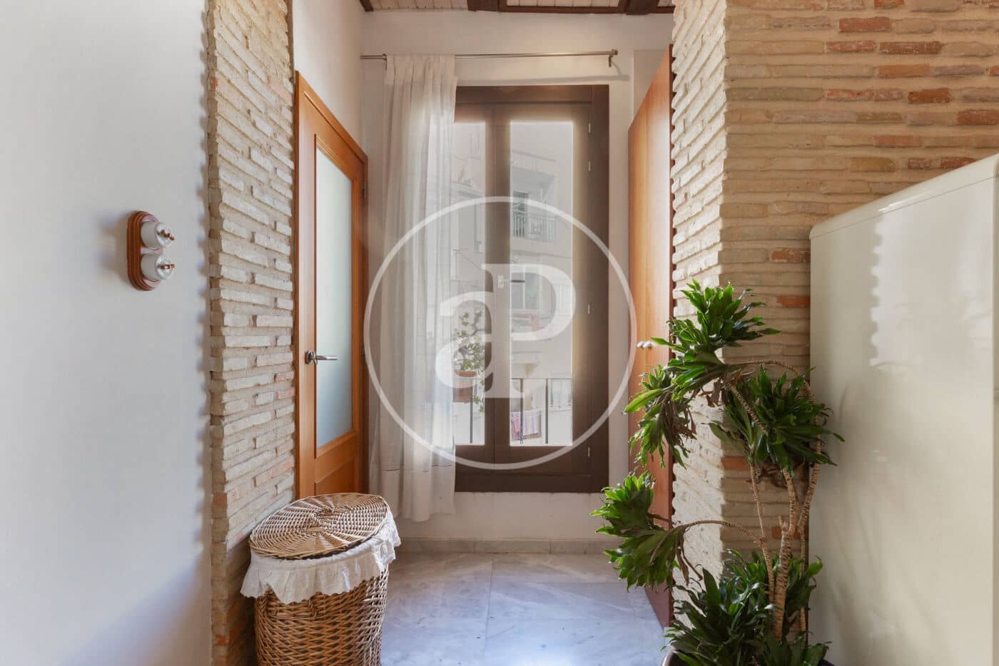 1 makuuhuone Huoneisto vuokrattavana paikassa Valencia kaupunki - 1 500 € (Ref: 8743634)