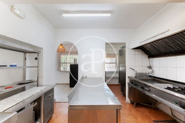 4 bedroom Villa for sale in Las Rotas / Les Rotes, Dénia - € 495,000 (Ref: 8744264)