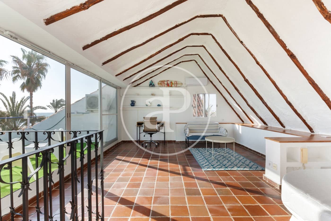 5 bedroom Villa for rent in La Pobla de Farnals - € 3,500 (Ref: 8752481)