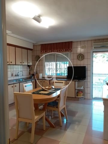 6 soveværelse Villa til salg i Moralet, Alicante by med swimmingpool - € 425.000 (Ref: 8752487)