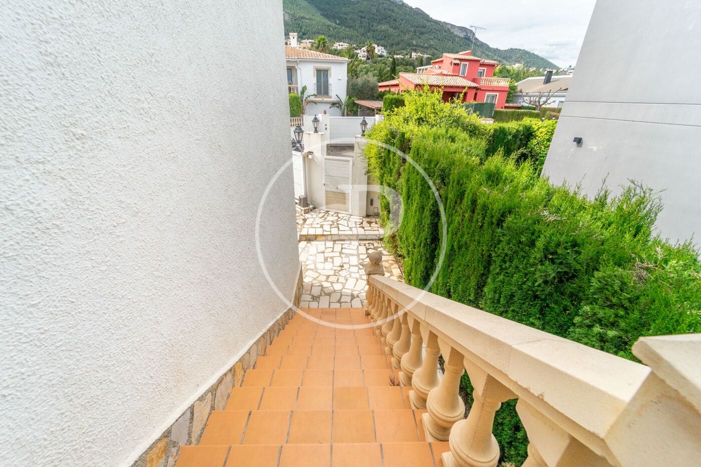 5 bedroom Villa for sale in Denia with pool - € 799,000 (Ref: 8752488)