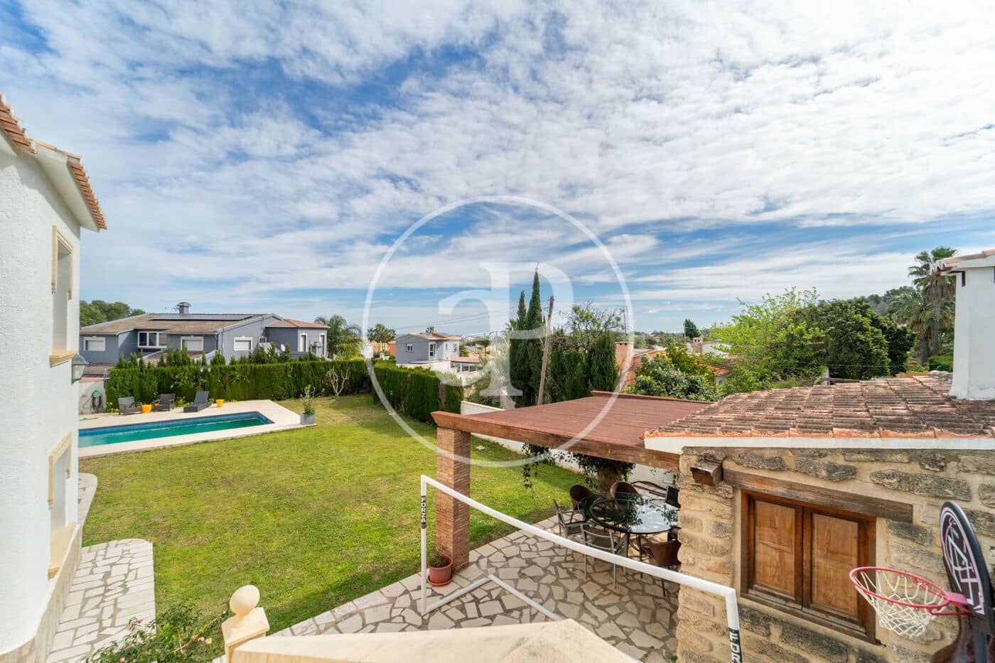 5 bedroom Villa for sale in Denia with pool - € 799,000 (Ref: 8752488)