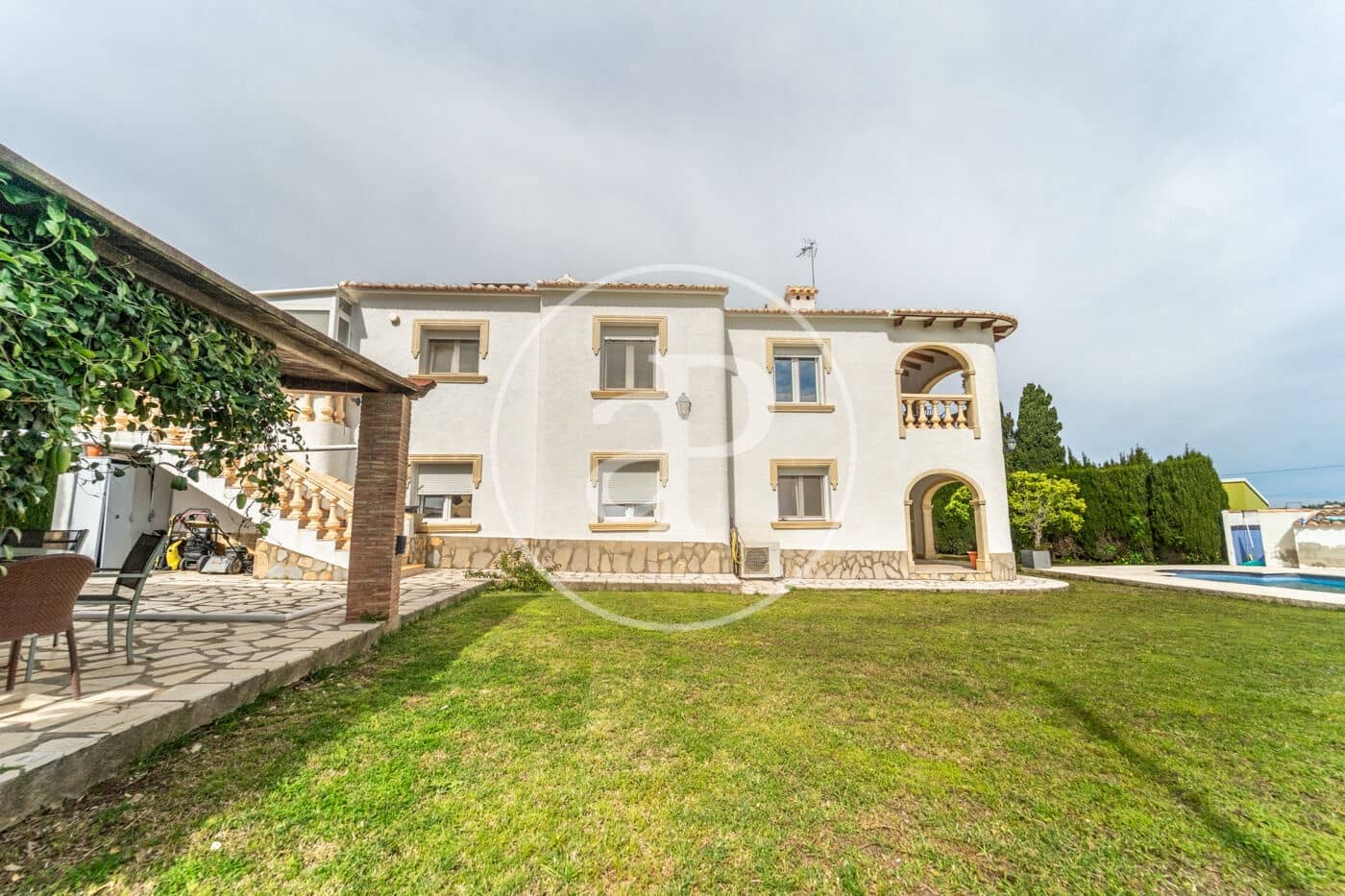 5 bedroom Villa for sale in Denia with pool - € 799,000 (Ref: 8752488)