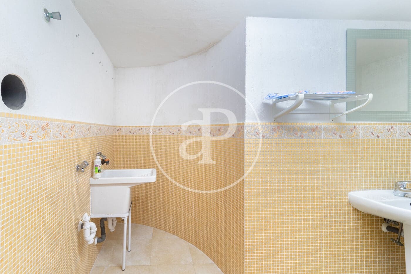 5 bedroom Villa for sale in Denia with pool - € 799,000 (Ref: 8752488)