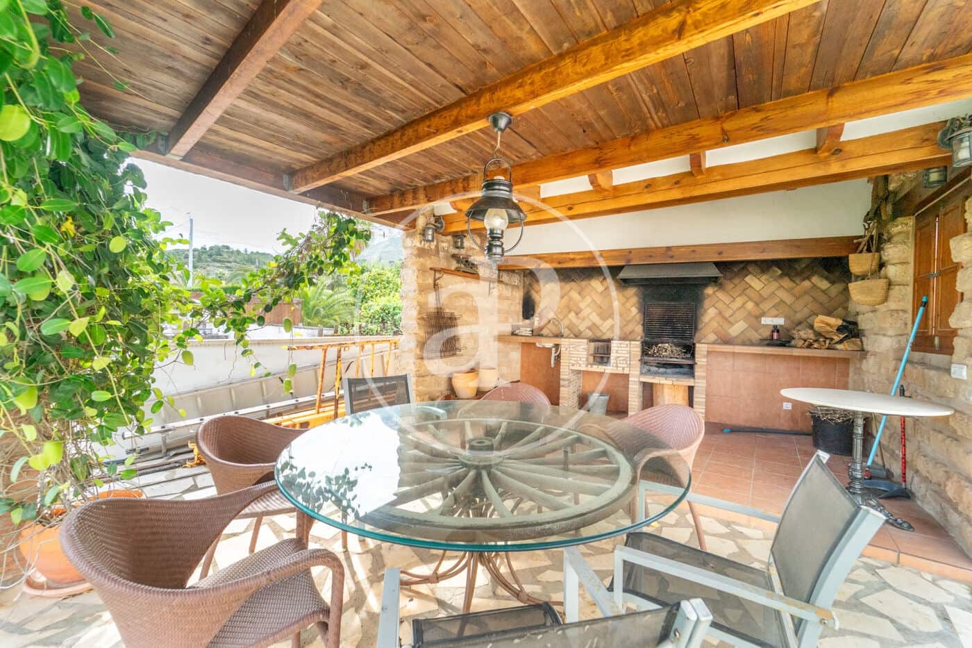 5 bedroom Villa for sale in Denia with pool - € 799,000 (Ref: 8752488)