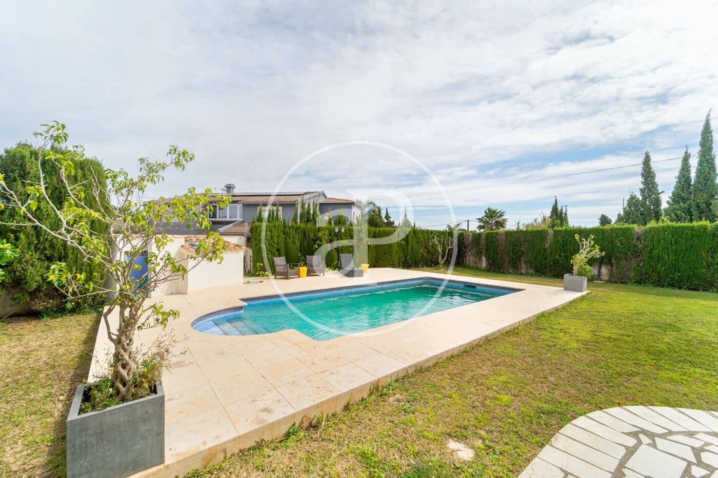 5 bedroom Villa for sale in Denia with pool - € 799,000 (Ref: 8752488)